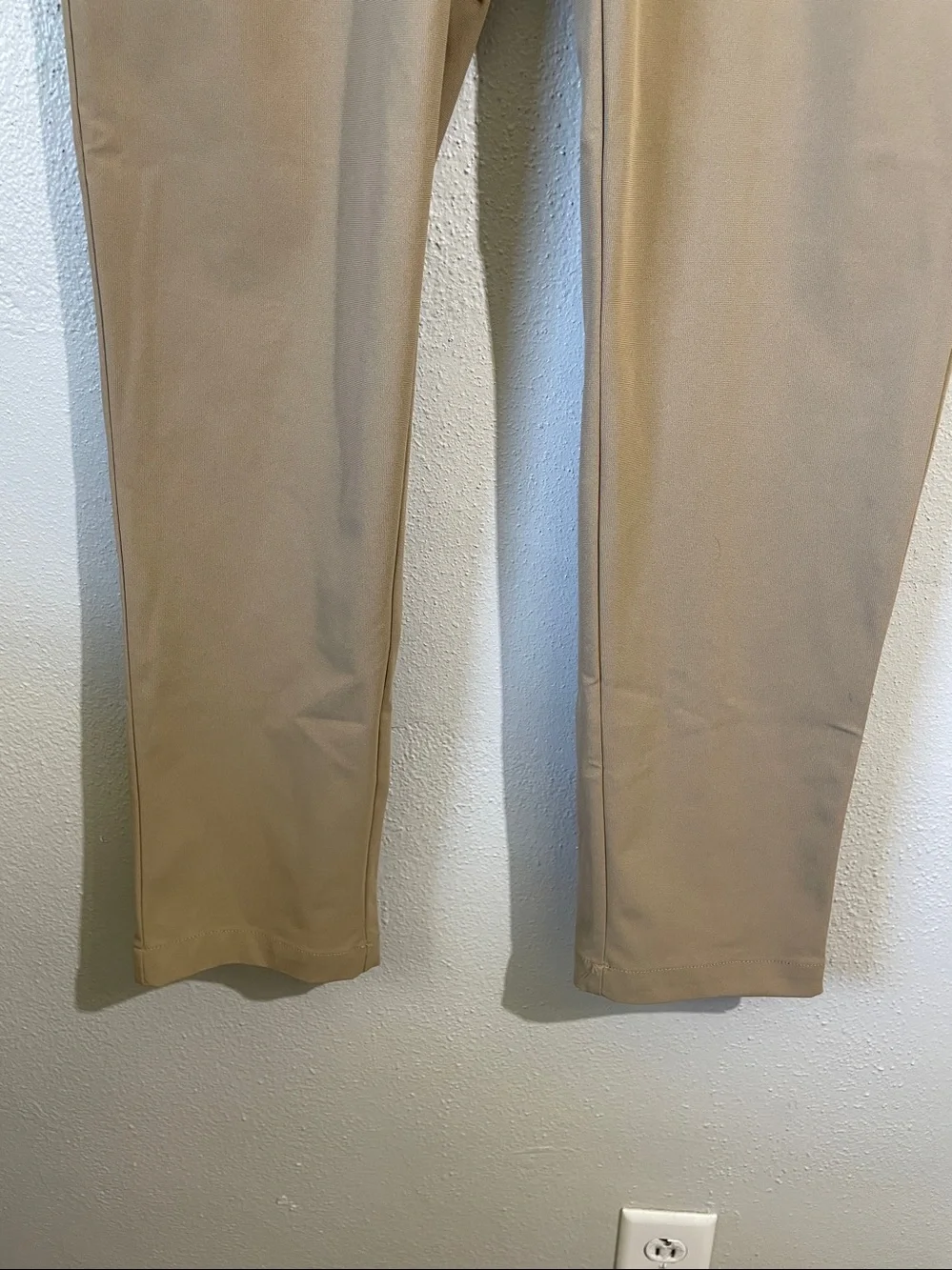 Athletic Performance Pants Stretch Tailored Golf Travel Khaki VRST NWT Commuter